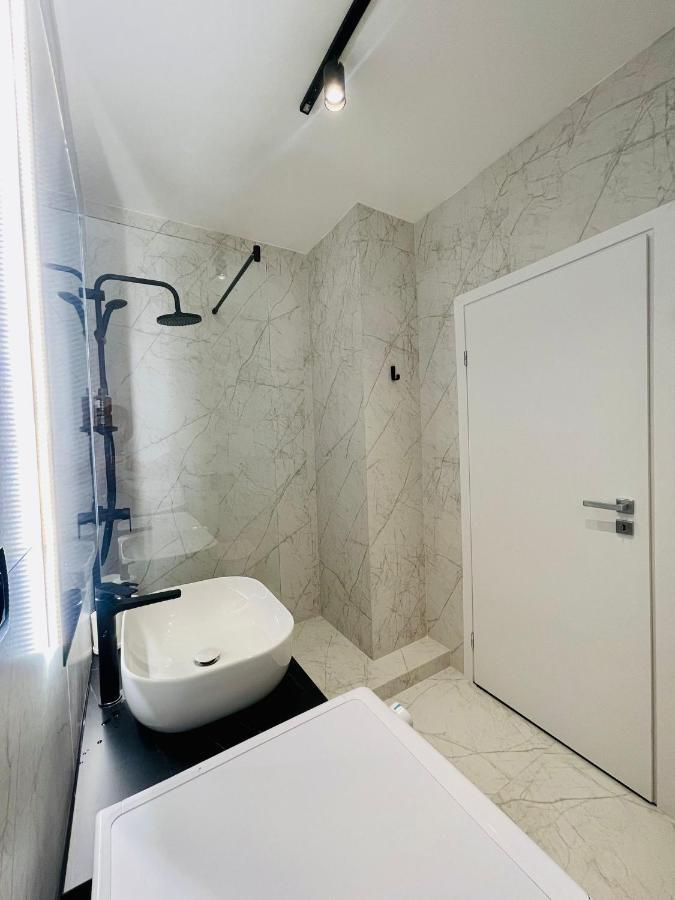 19Th Floor Apartment Cluj-Napoca Ngoại thất bức ảnh
